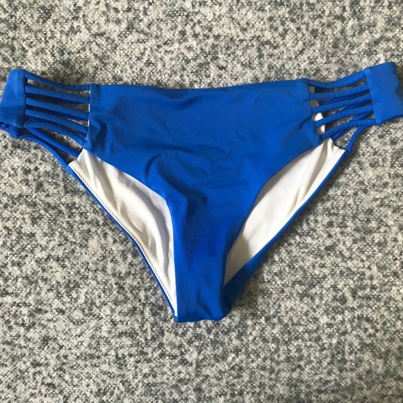 VS PINK Strappy Bikini Bottoms - Picture 2 of 5